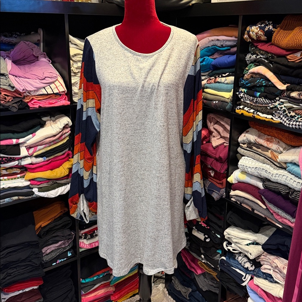 #266. 4/$32 Gray Dress with Colorful Sleeves